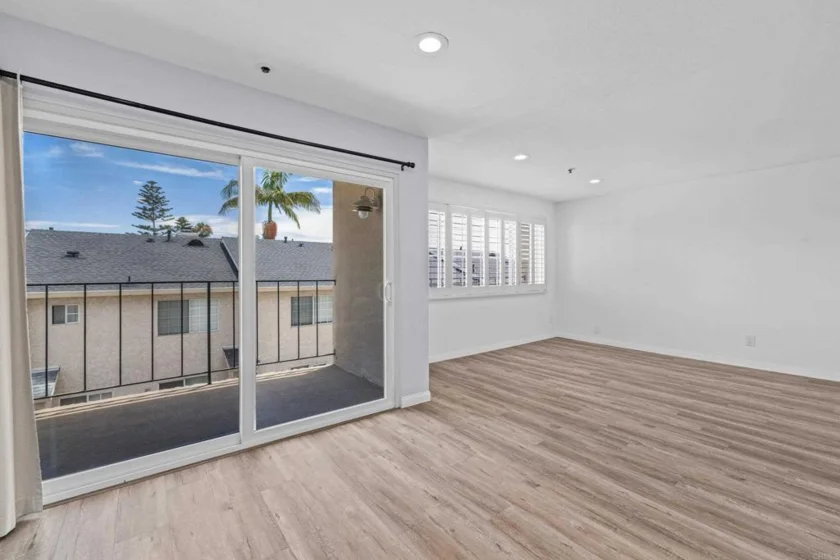 1830 Thomas Avenue #2F photo 4