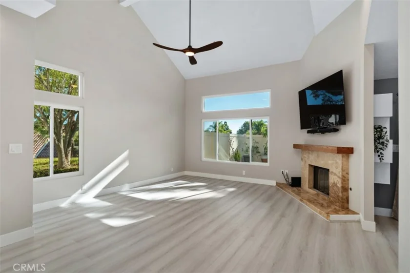 21121 Calle De Paseo photo 6