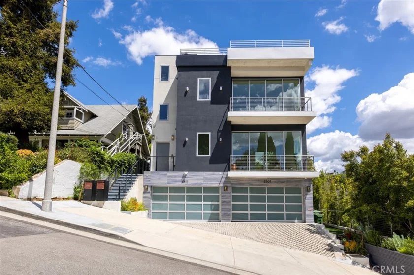 2311 Cove photo 40