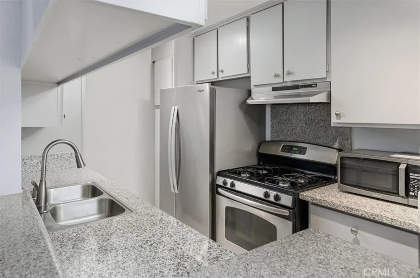 5700 Etiwanda Avenue #154 photo 3