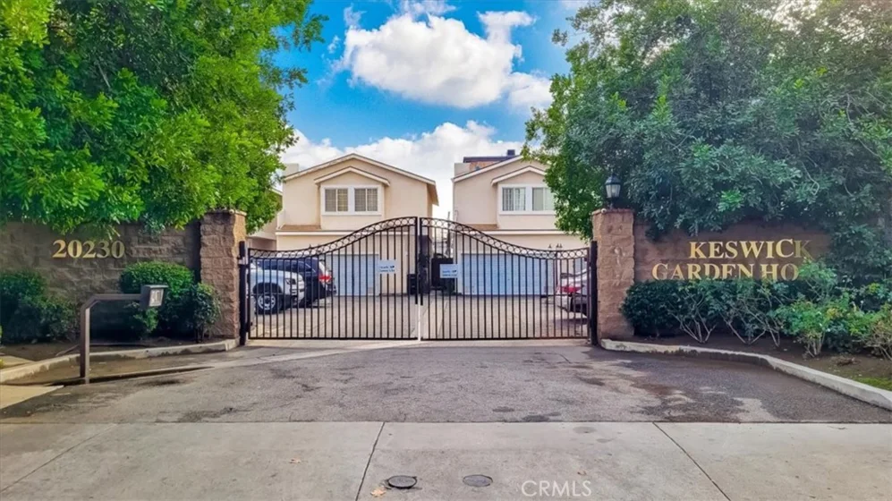 20230 Keswick Street #8 photo 1