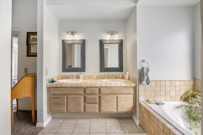 43991 Gatewood photo 44