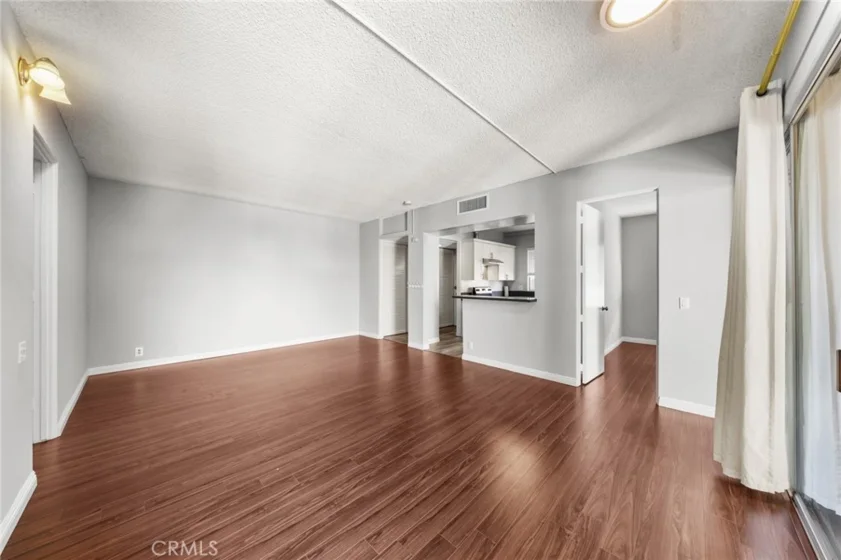 985 E California #306 photo 13