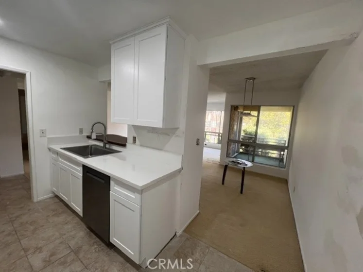 5600 Kensington Way #209 photo 4