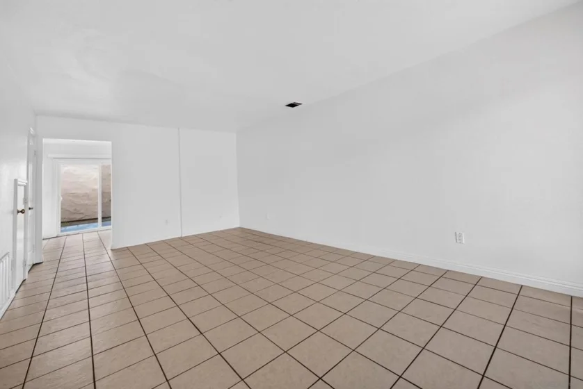 280 Roanoke Road photo 3