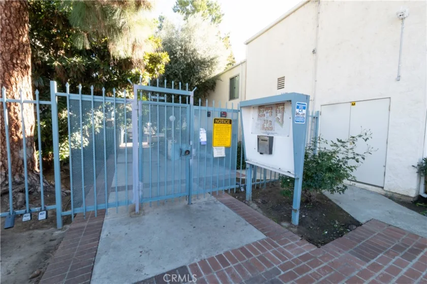 5700 Etiwanda Avenue #149 photo 33