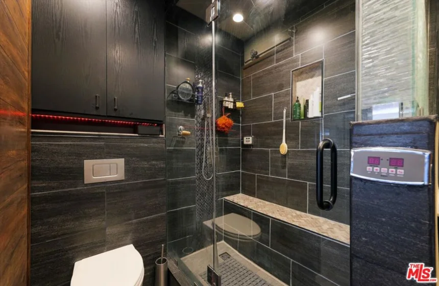 1734 N Fuller Avenue #307 photo 11