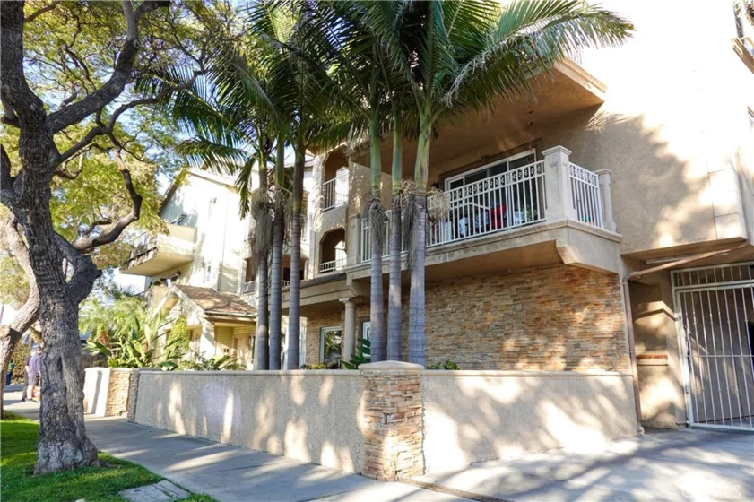 1140 Junipero Avenue #8 photo 1