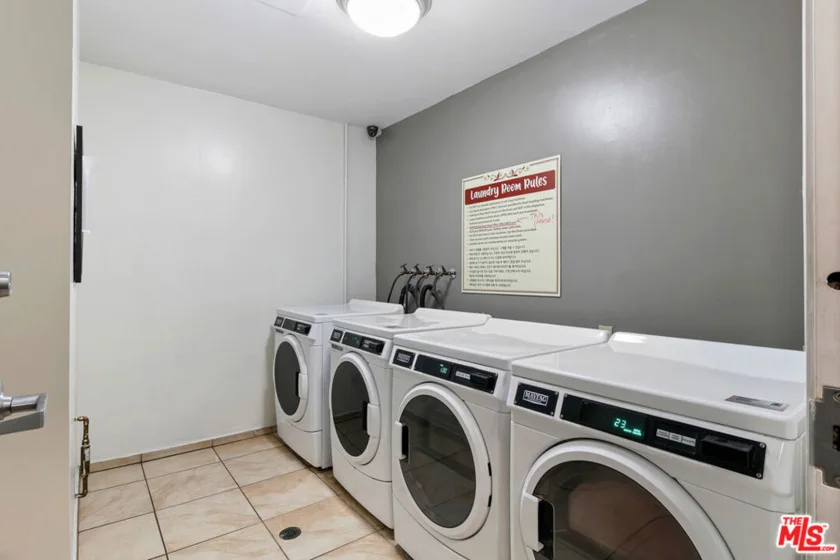620 S Gramercy Place #320 photo 15