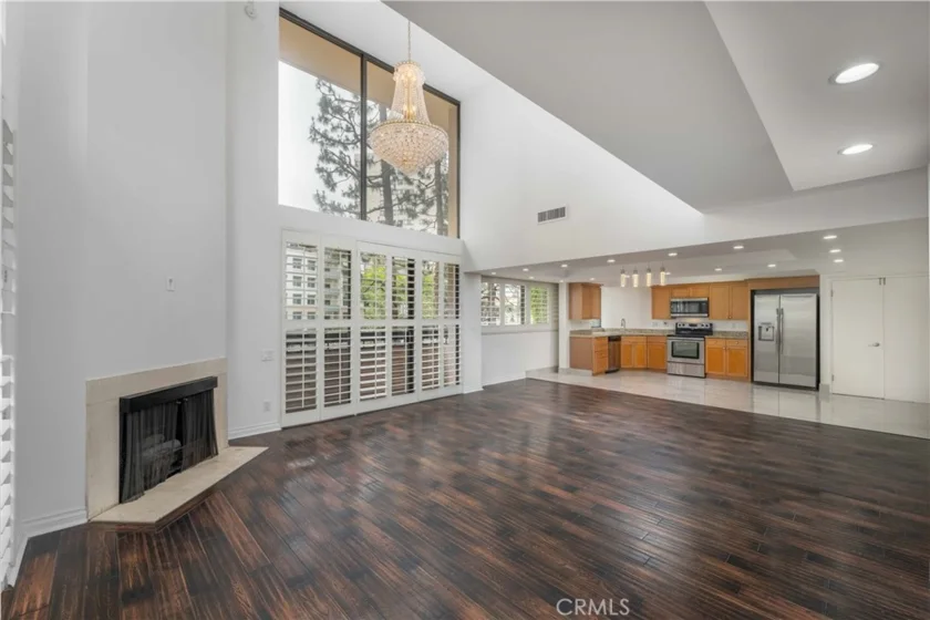 10590 Wilshire Boulevard #305 photo 2