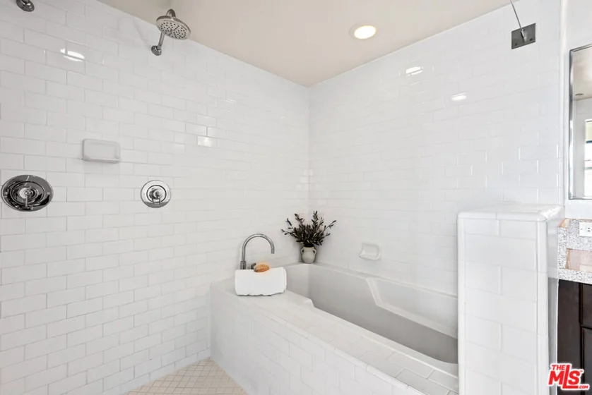 4141 Glencoe Avenue #511 photo 22