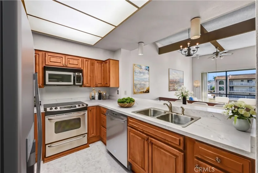 4513 Cove Drive #17 photo 11