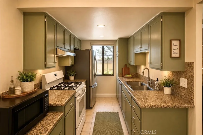 13177 Wilson Street photo 5