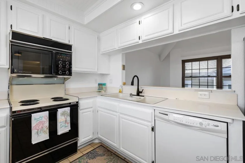 761 D Avenue #C photo 33
