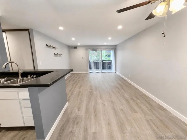 1605 S Hotel Circle #B207 photo 6