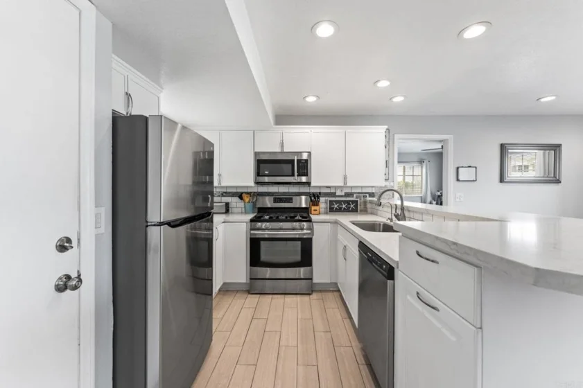 207 Elkwood Avenue #1 photo 8