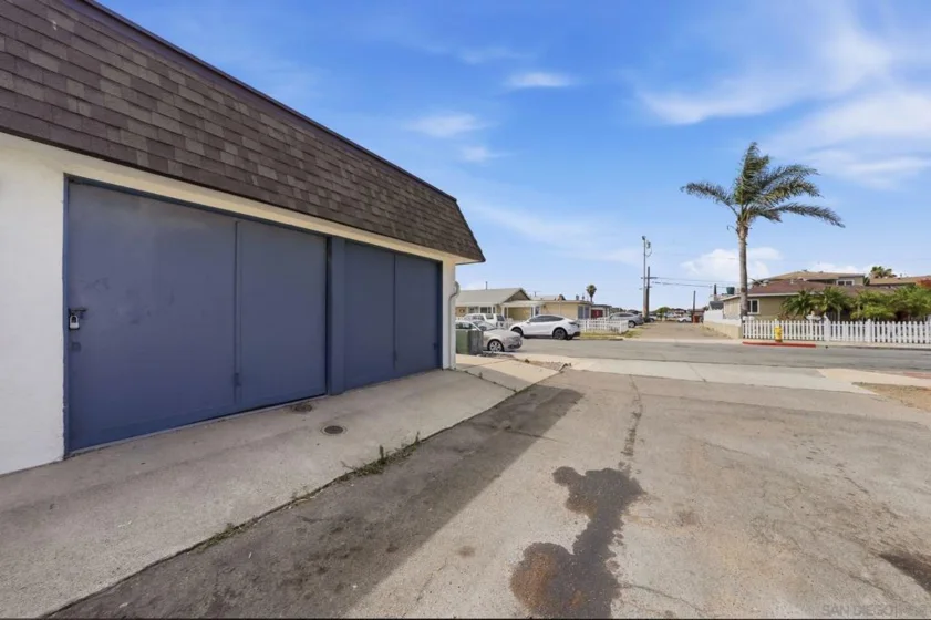 105 Calla Avenue photo 32