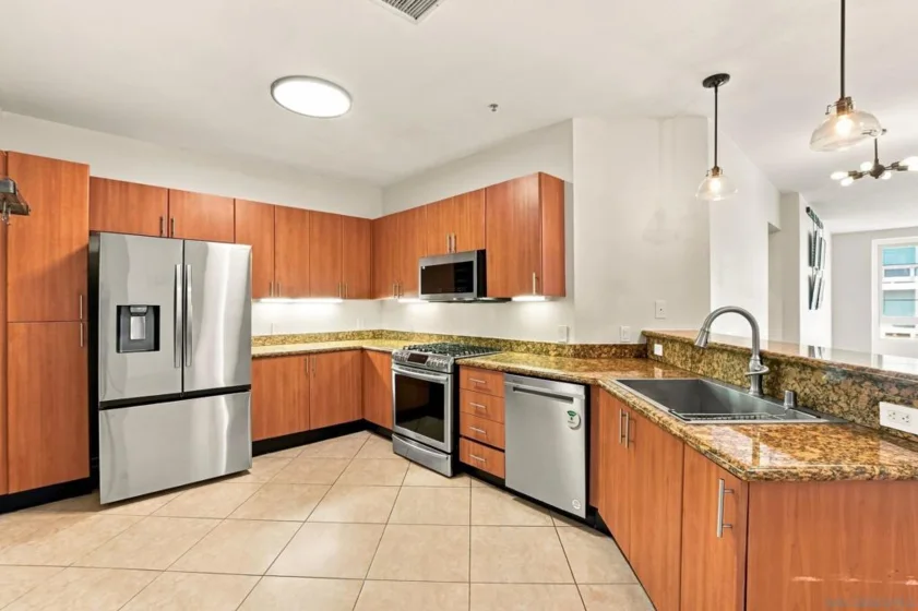 1465 C Street #3504 photo 3