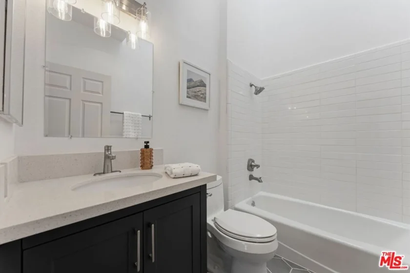 1436 20th Street #8 photo 27