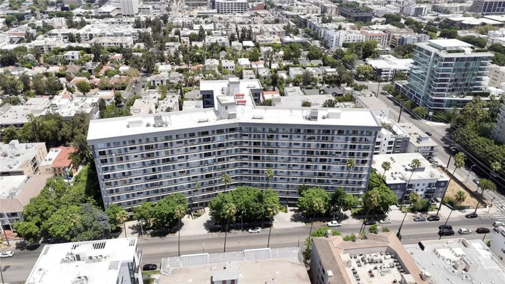 100 S Doheny #707 photo 44
