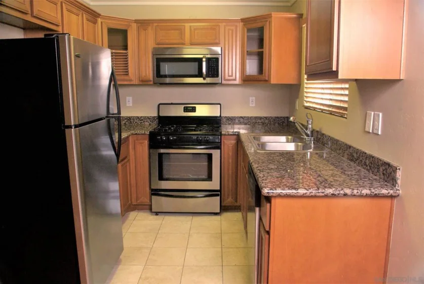 4548 Hawley #13 photo 1