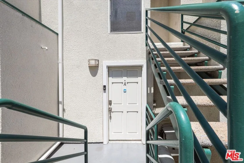 245 Hollister Avenue #1 photo 42