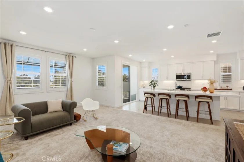 175 W La Palma Avenue #6 photo 4