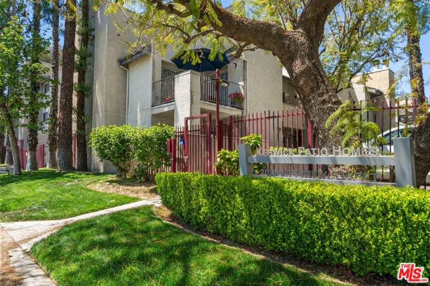 20155 Keswick Street #104 photo 1