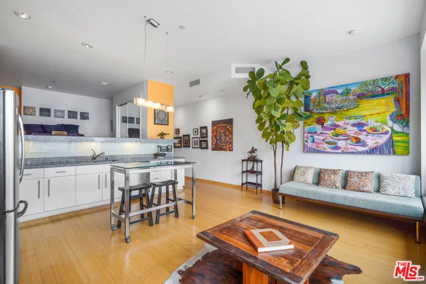1100 Wilshire Boulevard #2610 photo 30