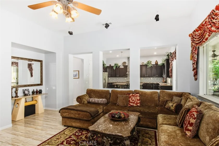 35982 Murano Street photo 8