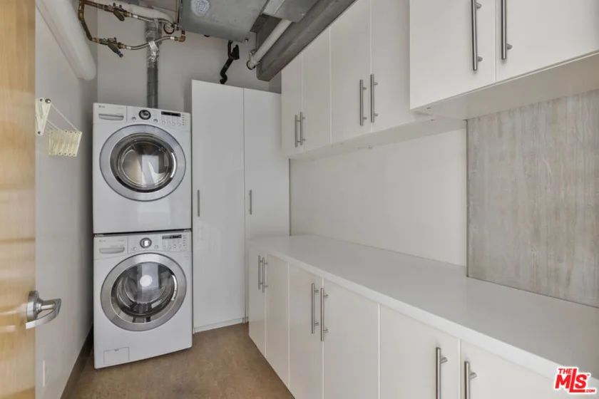 1111 S Grand Avenue #1211 photo 25