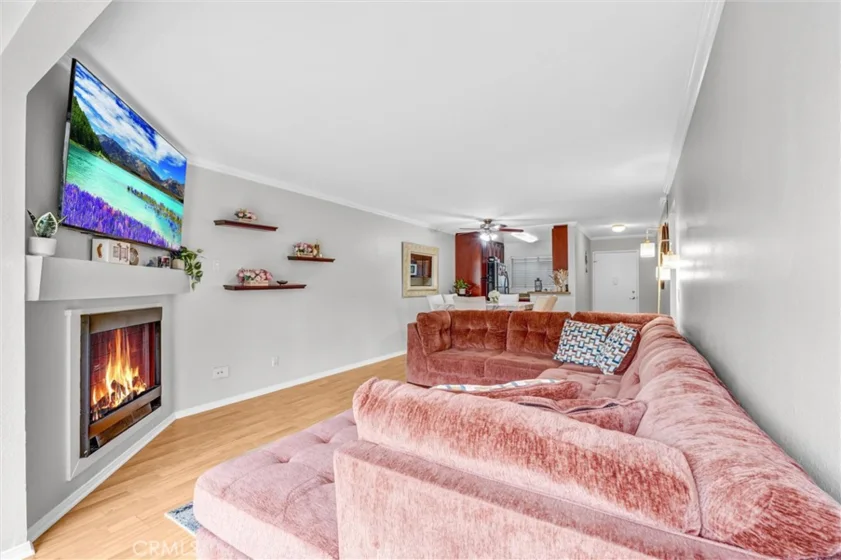 5500 Owensmouth Avenue #122 photo 13