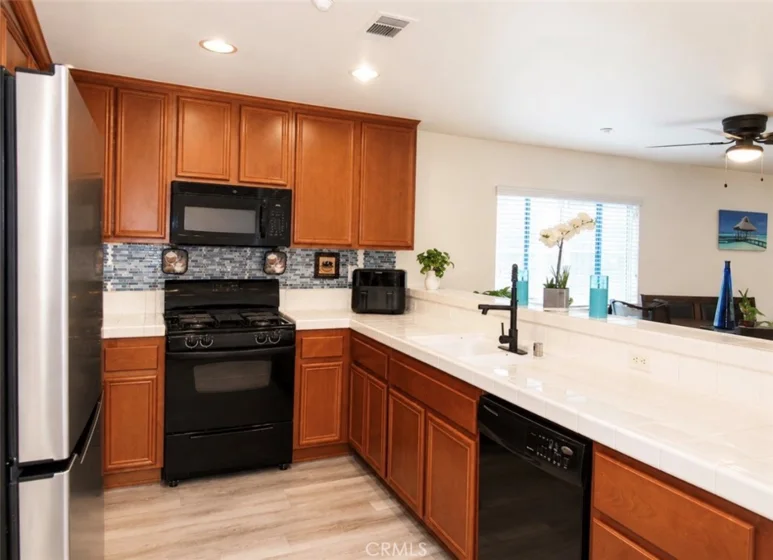 25890 Iris Avenue #B photo 10