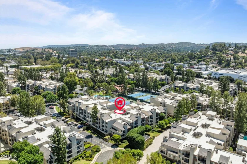 5565 Canoga Avenue #312 photo 25