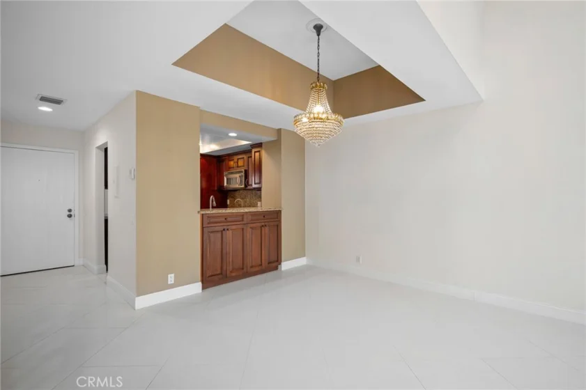 1349 N Columbus #21 photo 21