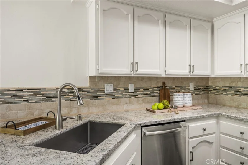 21132 Calle De Paseo photo 17