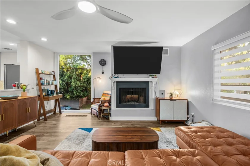 1418 E Florida Street #1 photo 3