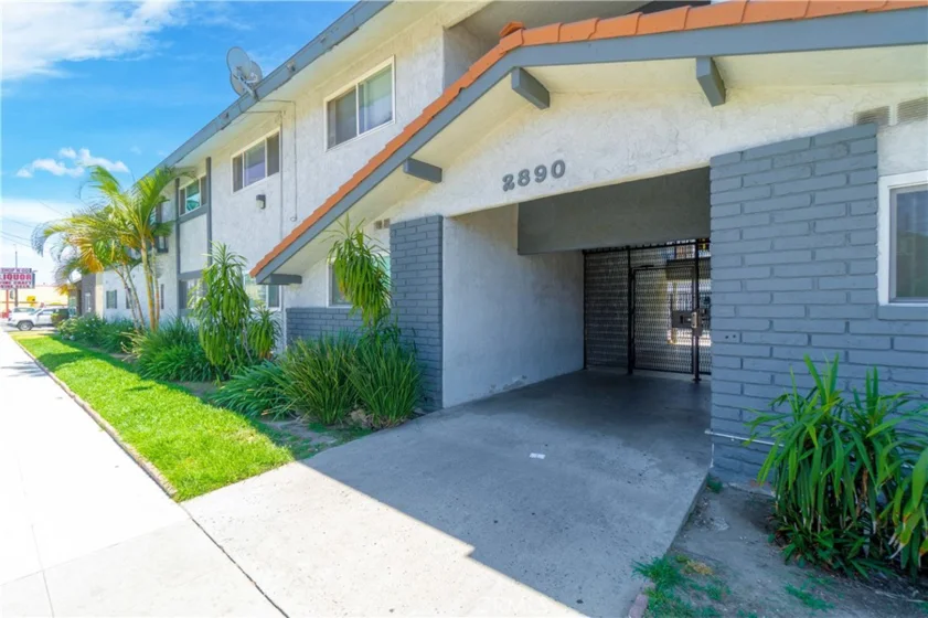2890 E Artesia #60 photo 23