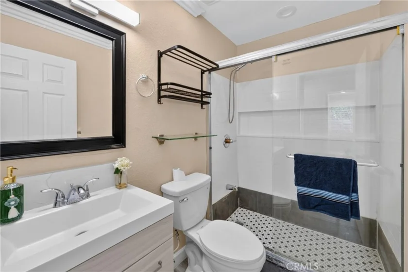 13930 Parkway photo 26