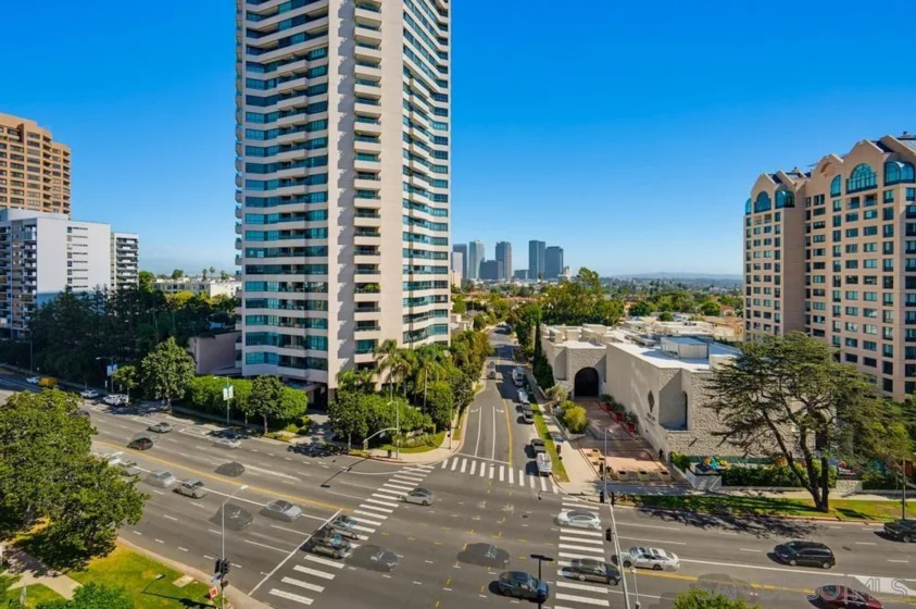 10501 Wilshire Boulevard #1005 photo 16