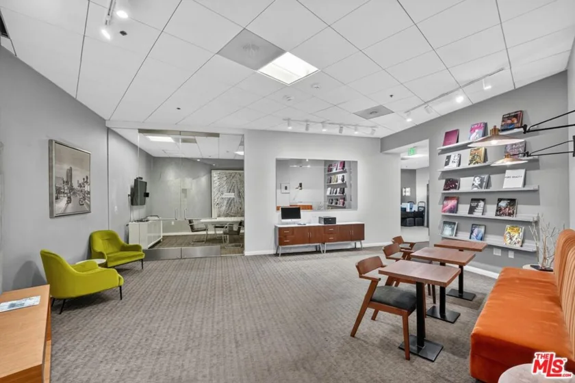 3785 Wilshire Boulevard #1212 photo 31