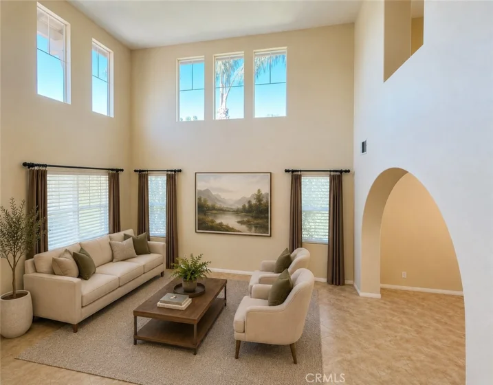 32493 Palacio photo 3