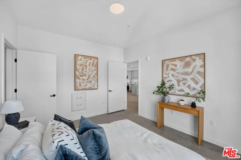 904 S New Hampshire Avenue #407 photo 11