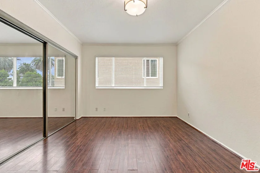 11918 Avon Way #102 photo 24