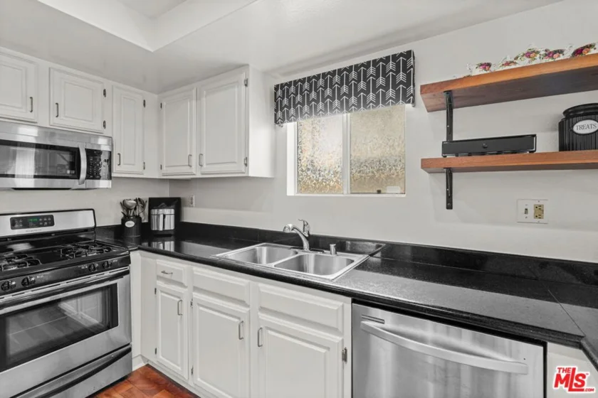 11907 Darlington Avenue #101 photo 8