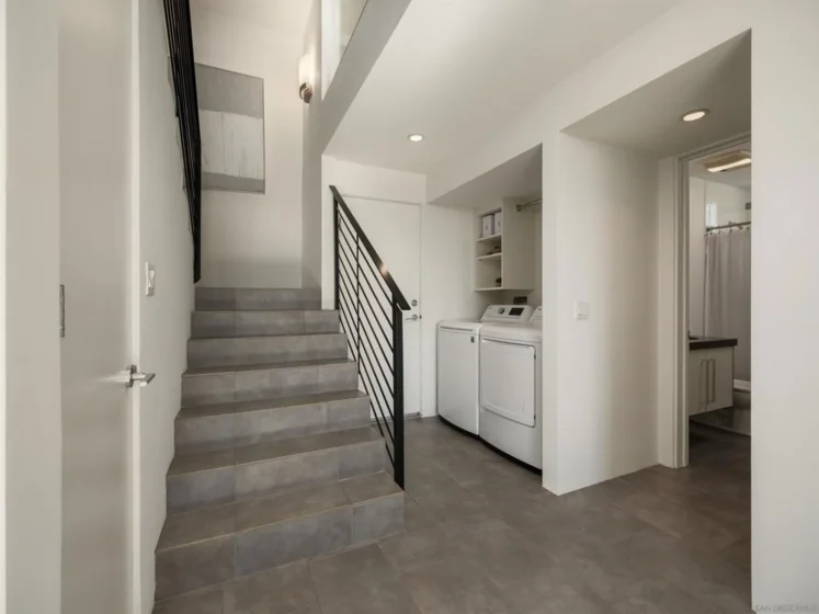 2710 1st Avenue photo 17