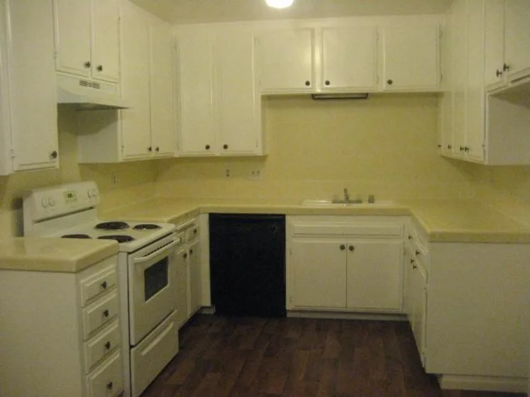 2861 Polk Avenue #2 photo 1