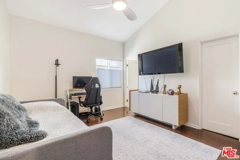 2405 34th Street #27 photo 18