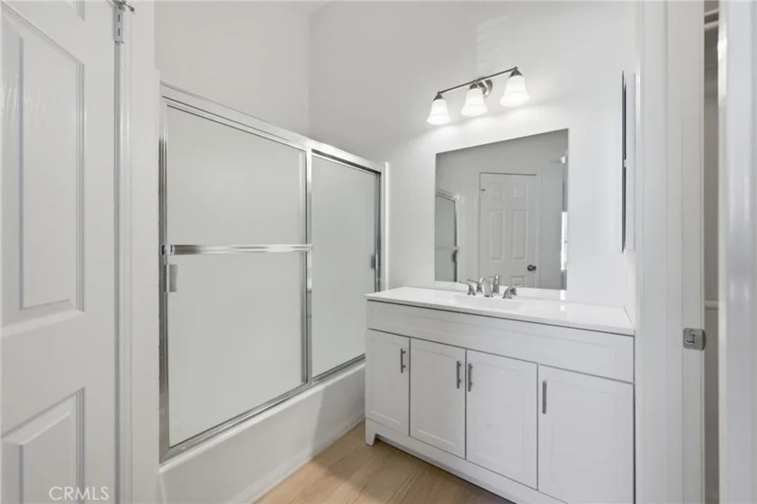 157 California Court photo 10