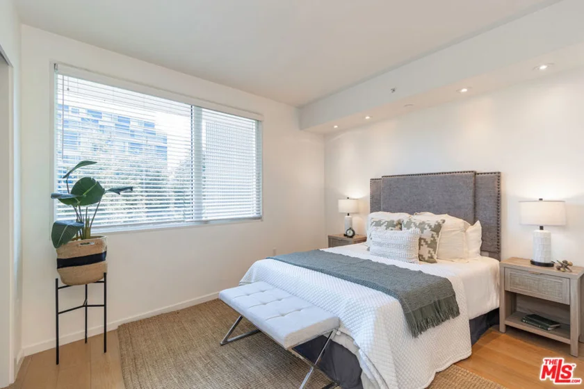 1705 Ocean Avenue #314 photo 32